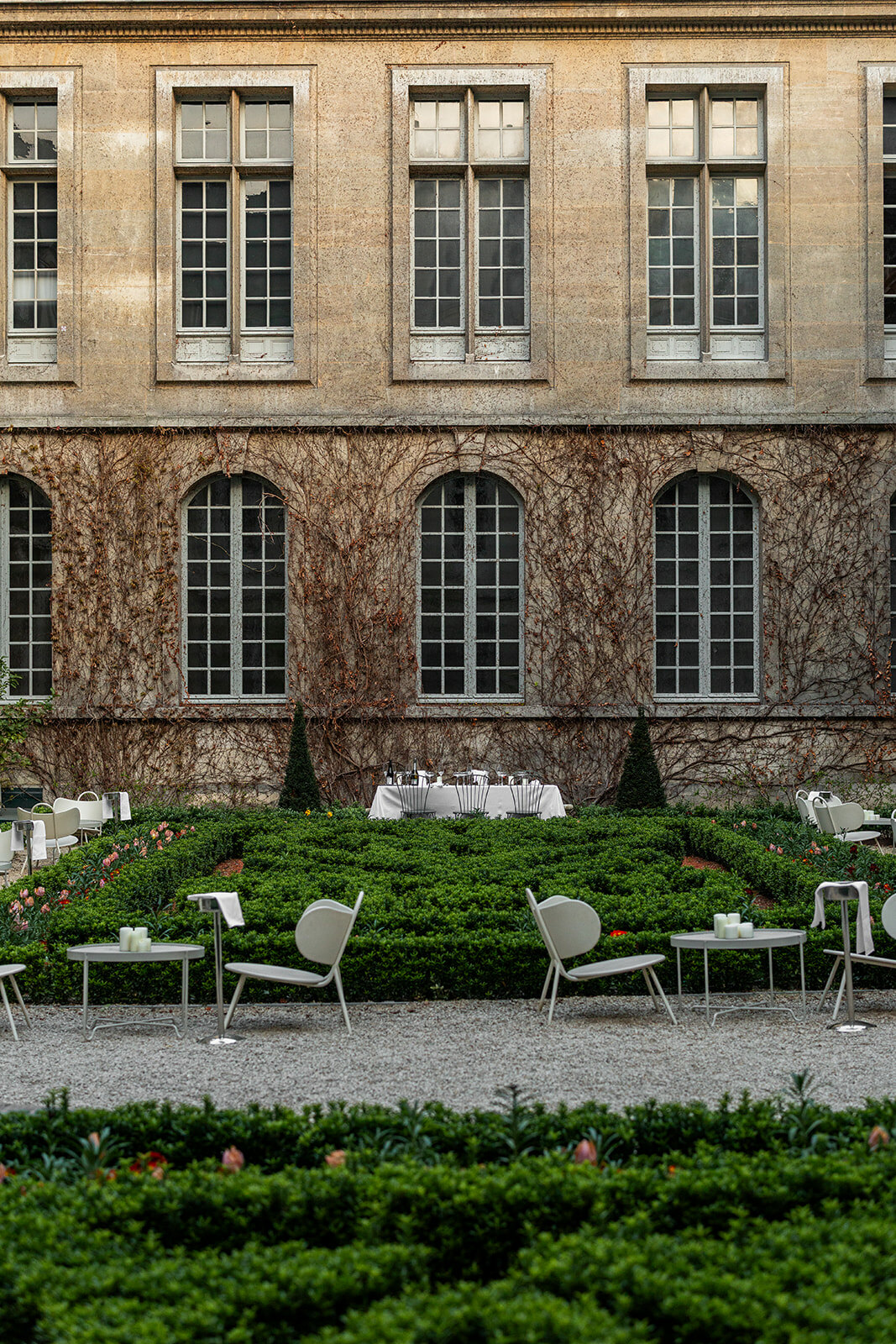 La cour des Victoires, un décor hors du temps